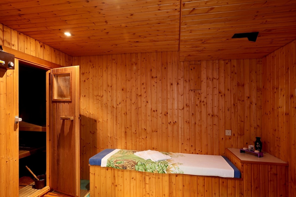 Hostellerie Belle-Vue - Property Image 6