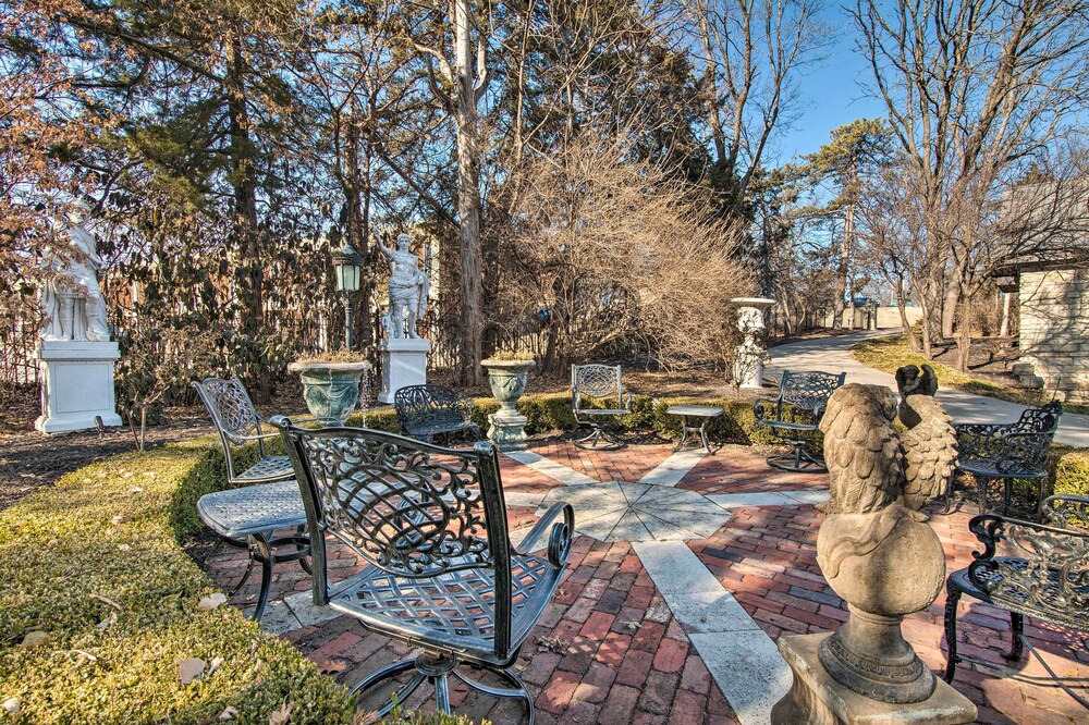 Historic Guest House on Castle Kimble Estate! view 4