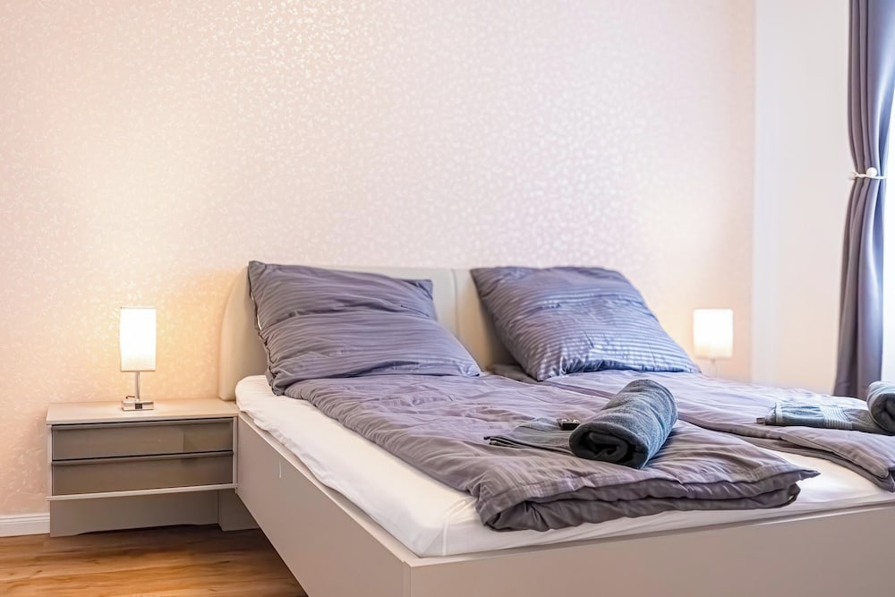 Comfy 2BR 1LR Apartment Donaustadt