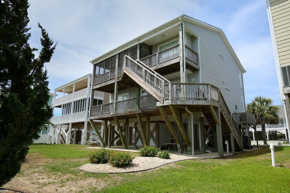 Daydreamin' - 4 Br Home