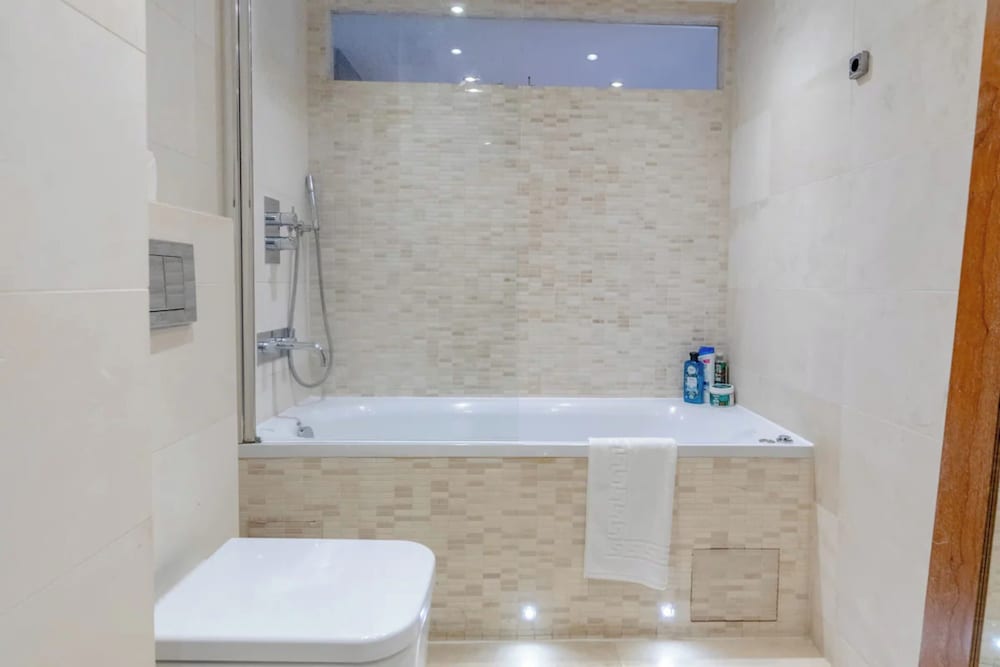 Incredible 2BD Loft by Regents Canal - Haggerston