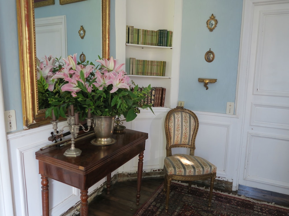Le Manoir de la Bigotière view 2