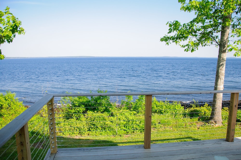 Glenmoor By the Sea