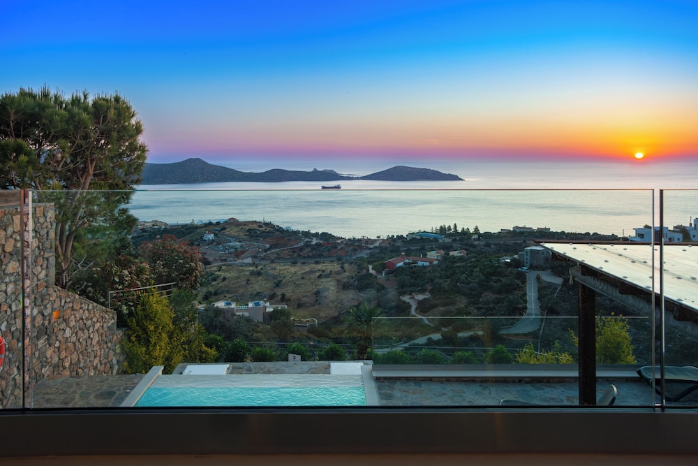 Elounda Sunrise Villa