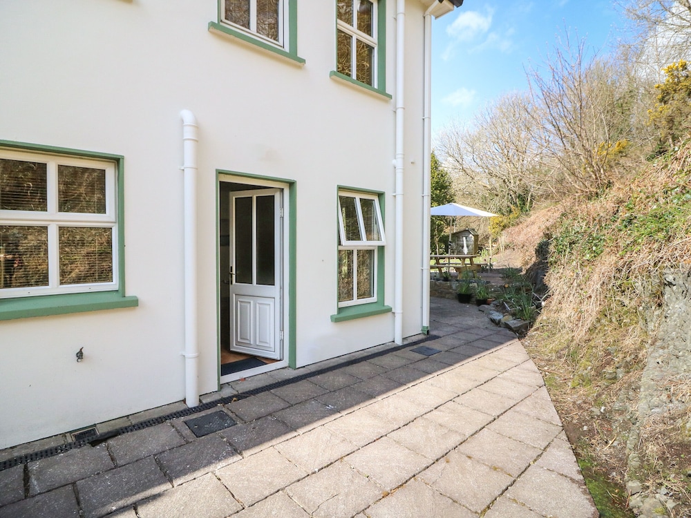 1 Closheen Lane