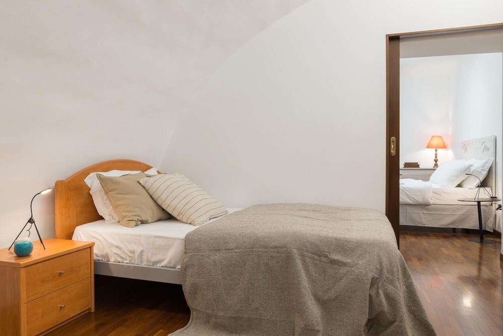 Classic Style Duplex Apartment by Wonderful Italy view 3