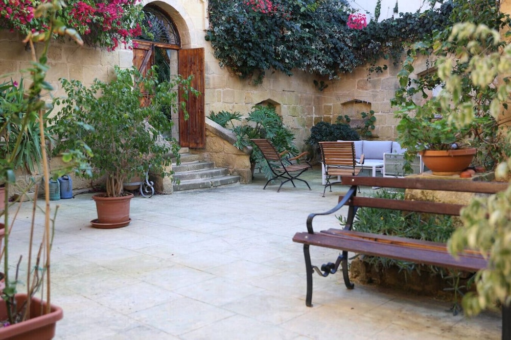 Rustic Xag ra Farmhouse With Pool Garden BBQ