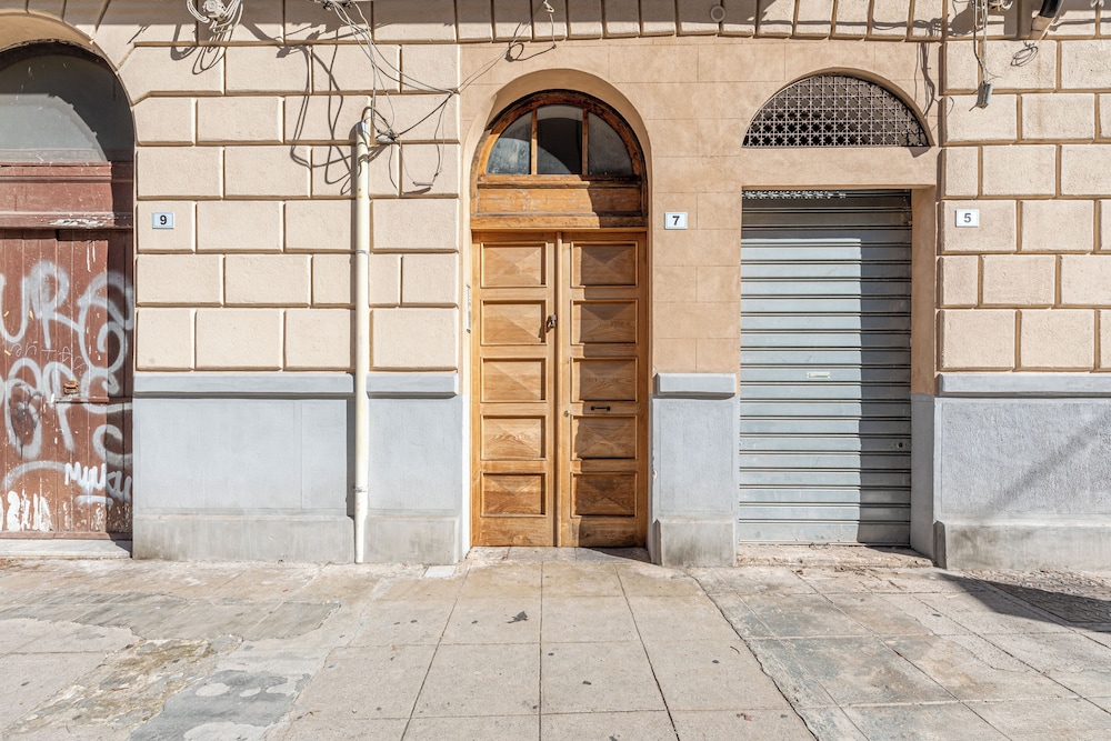Carlo Apartment with Terrace by Wonderful Italy