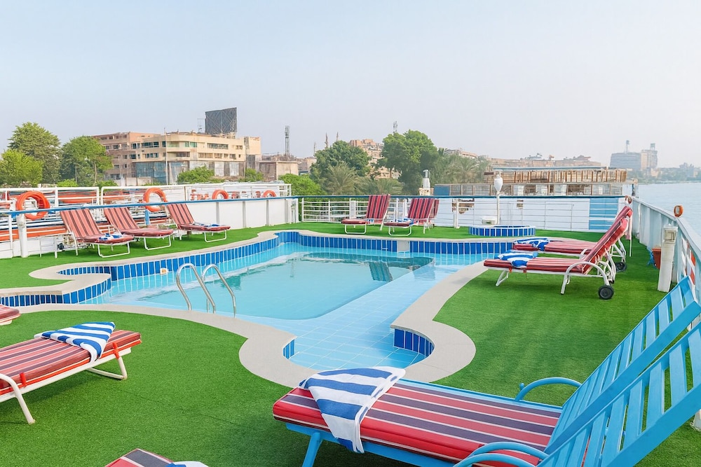 Nile Cruise Harmony every Monday from Aswan 3 nights and every Thursday from Luxor 4 nights