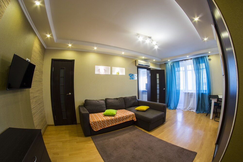 Apartment on Karla Marksa 26 view 5