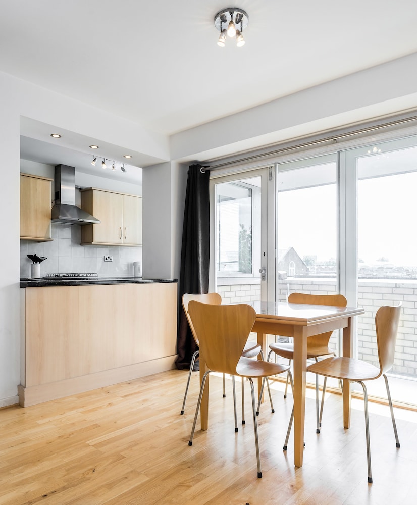 Pelicanstay in London Bayswater
