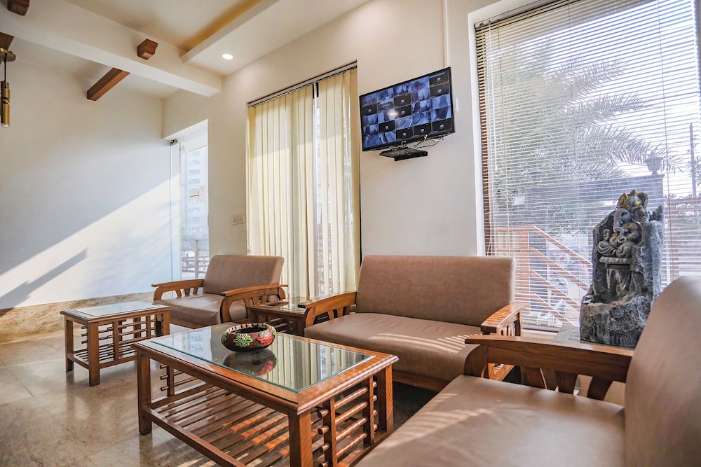 Hotel Admire Inn Sec - 44 By ASPL