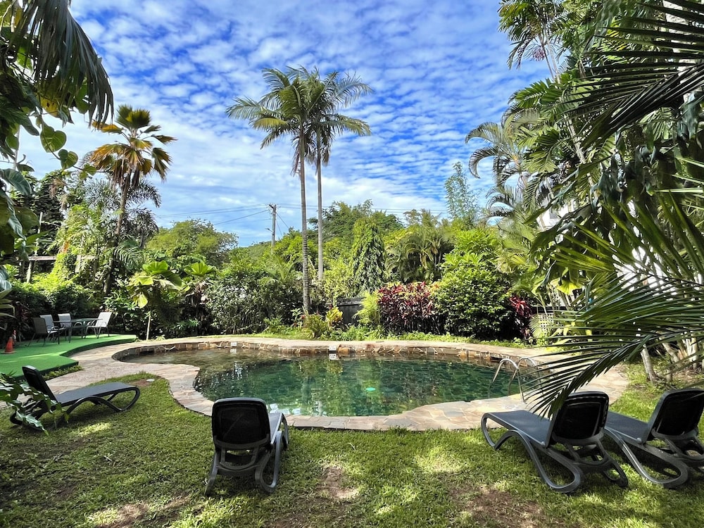 Mission Beach Lodge