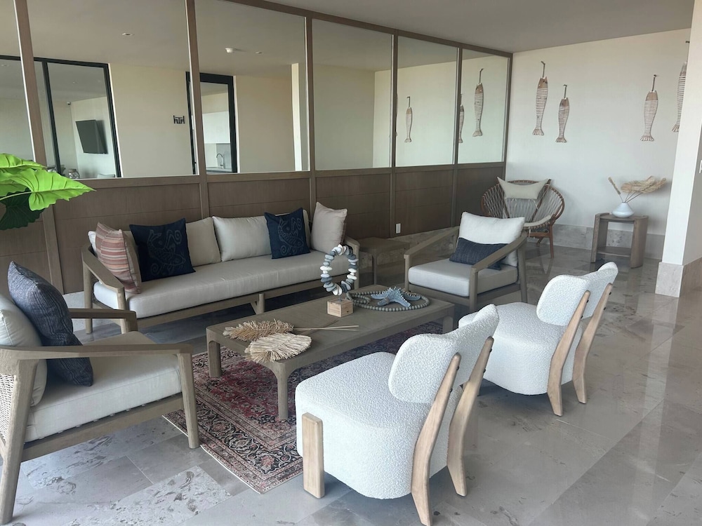 Cozy 1B & 1B Apartment Puerto Morelos With Private Beach