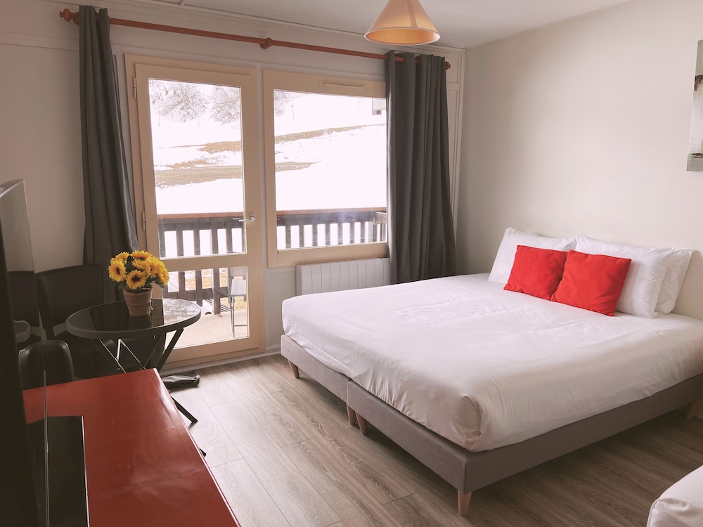 Les Allues Vacations - Hotel La Tarentaise - Property Image 6