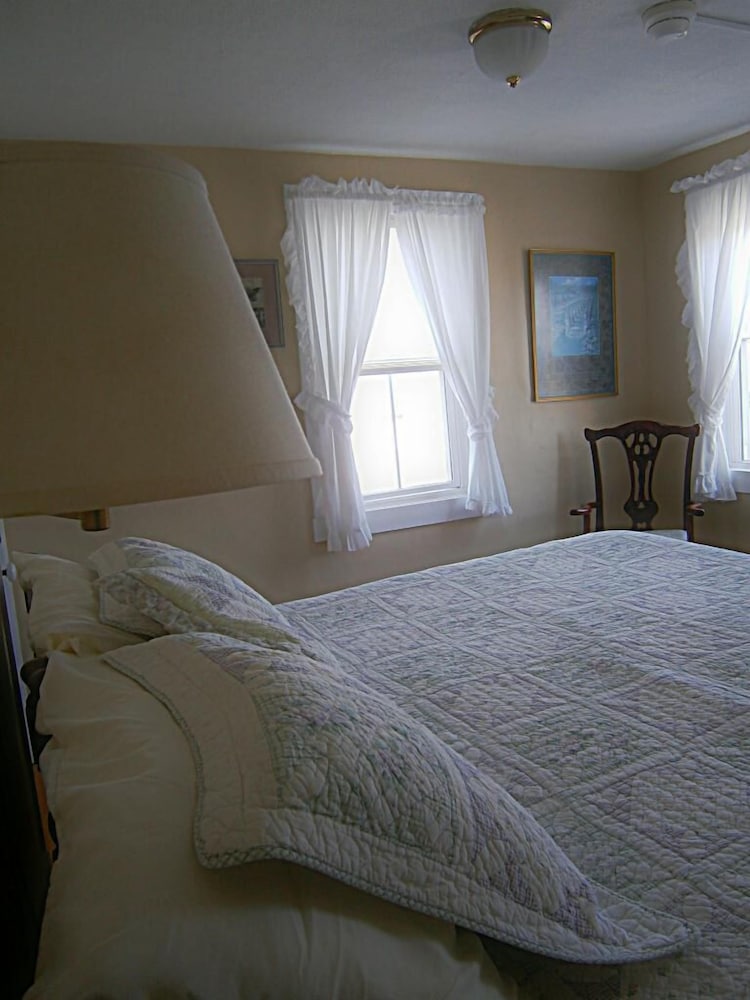 Block Island Accommodations