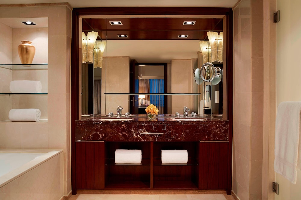 The Portman Ritz-Carlton, Shanghai 95