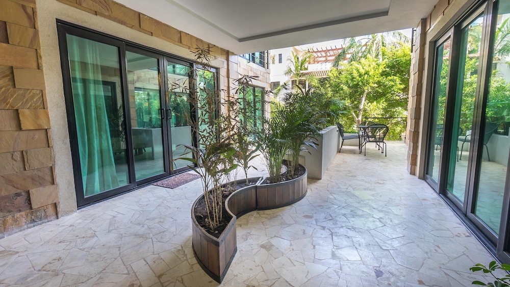 Lotus Luxury Condo