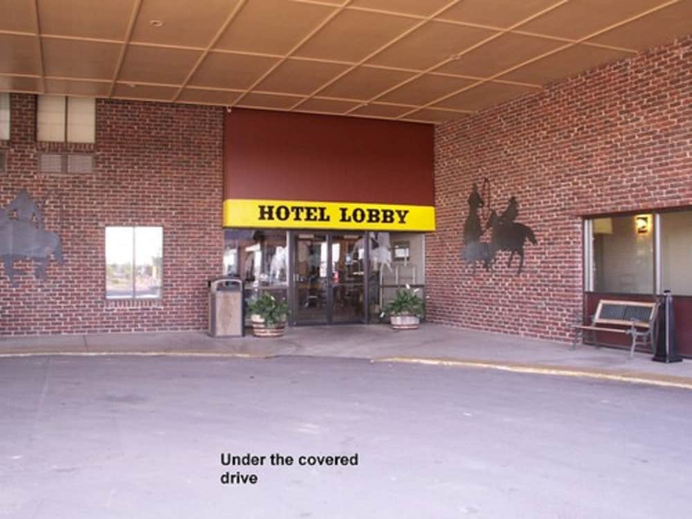 Dodge City Vacations - Dodge House Hotel  Convention Center - Property Image 15