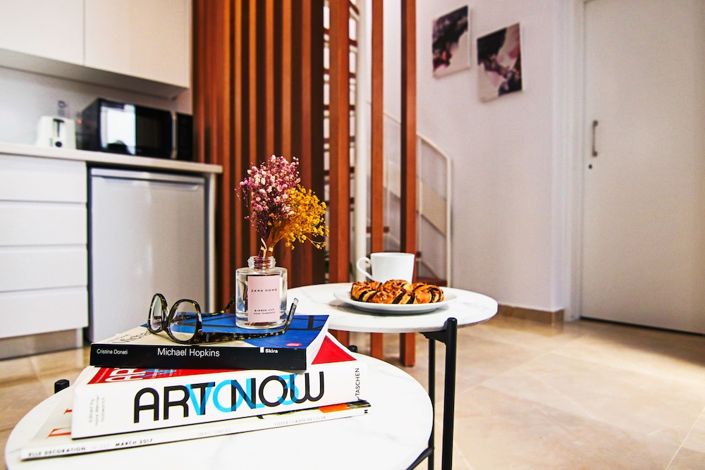 Phaedrus Living: Luxury Maisonette Lighthouse 60