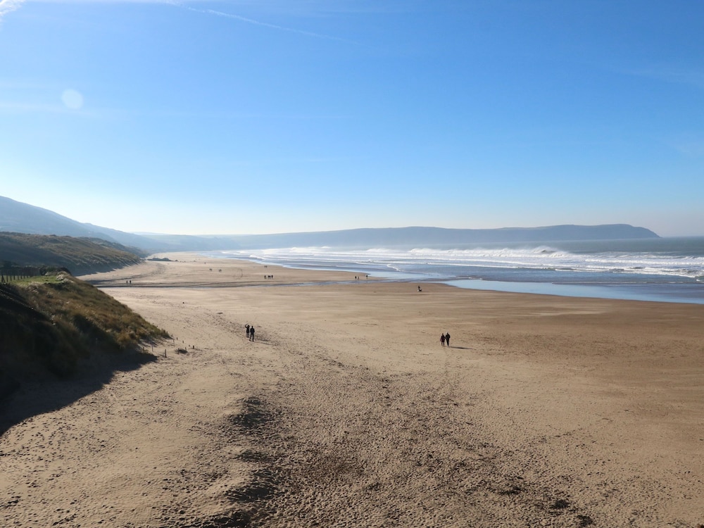 Val's Seaview