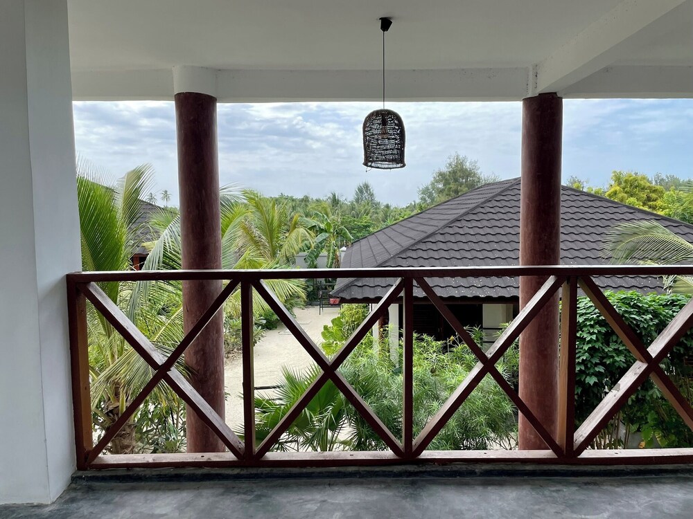 Baobab Bungalows