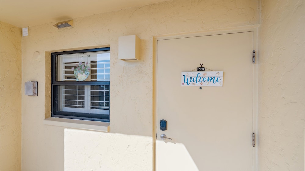 'bout Time 2 Bedroom Condo
