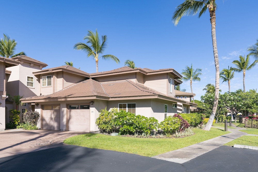 Waikoloa Colony Villas WCV-306 by KBM