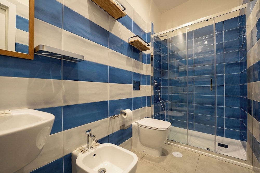 B&B Le 4 Stagioni Dante's Suites by ClaPa Group Dislocated Hospitality