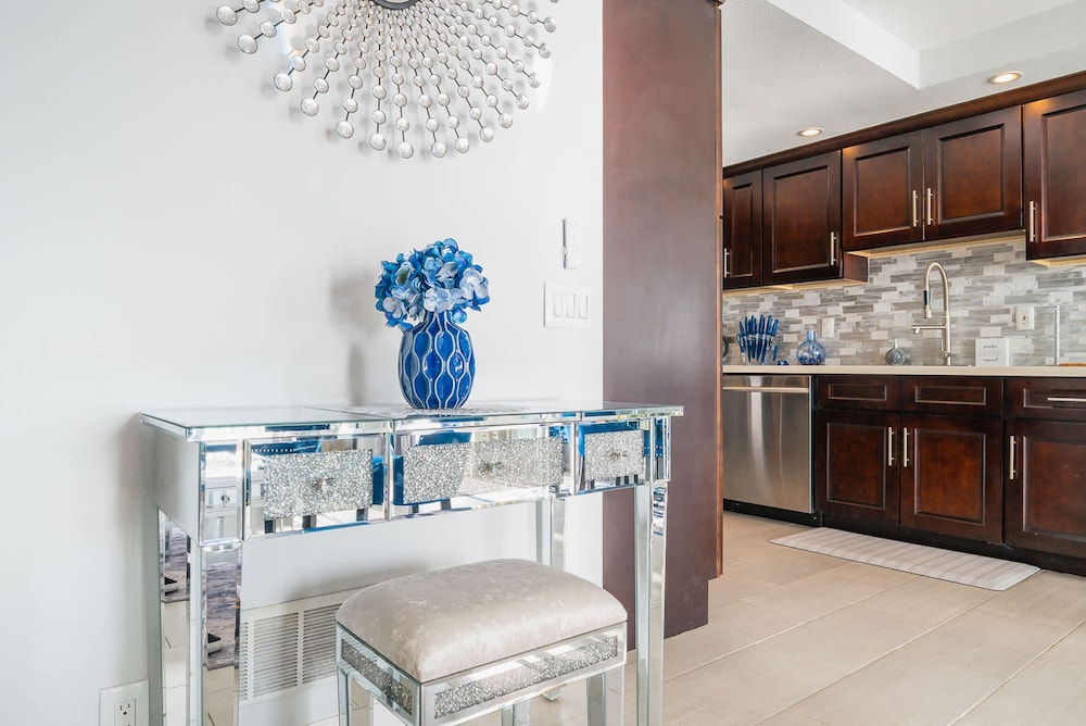Luxury Oceanfront Condo With Private Beach Access