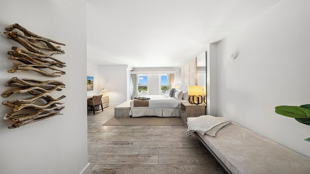 Luxury Vacation Rentals at 1 Hotel & Homes by LRMB