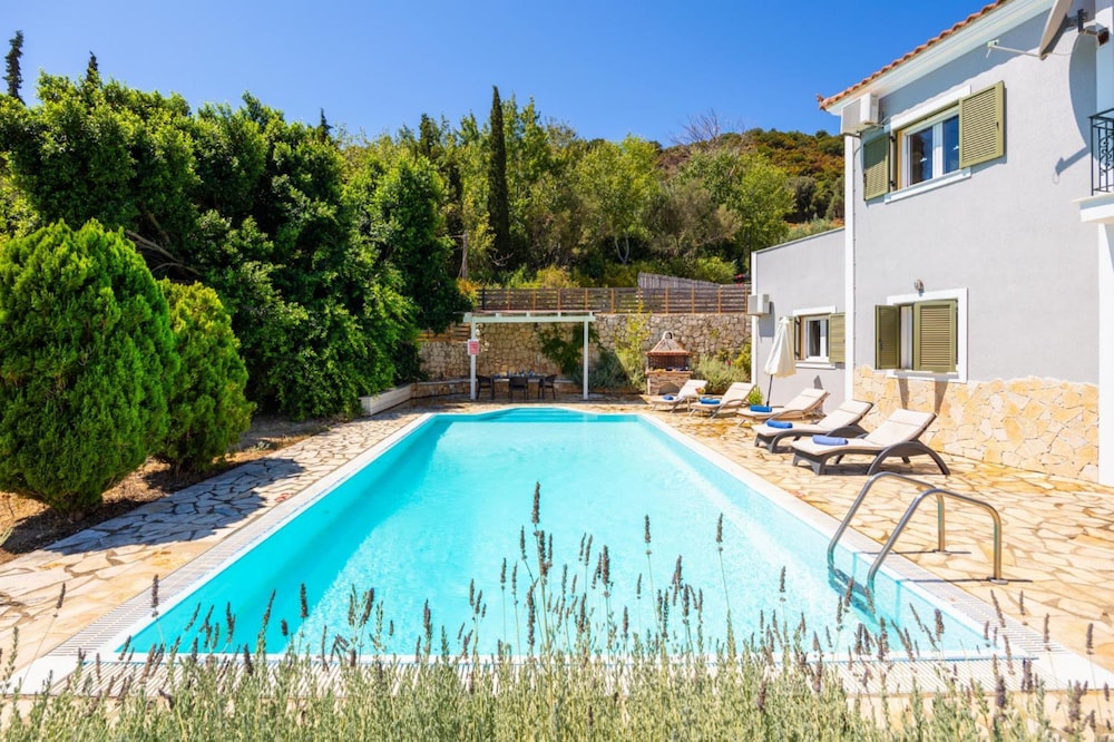 Villa Kostis in Kateleios