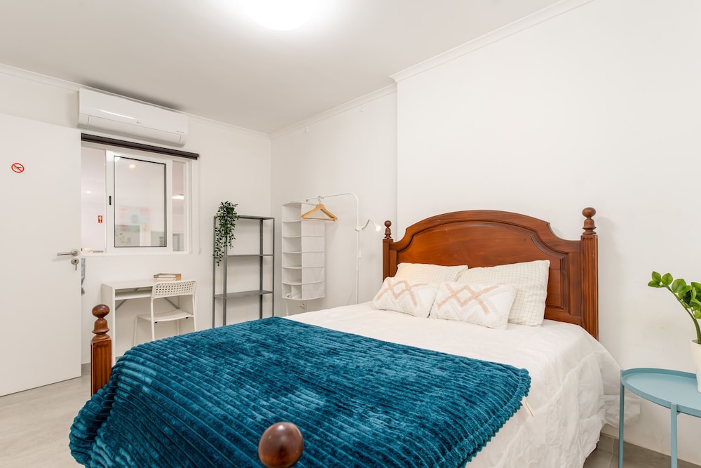Caparica Poshtel