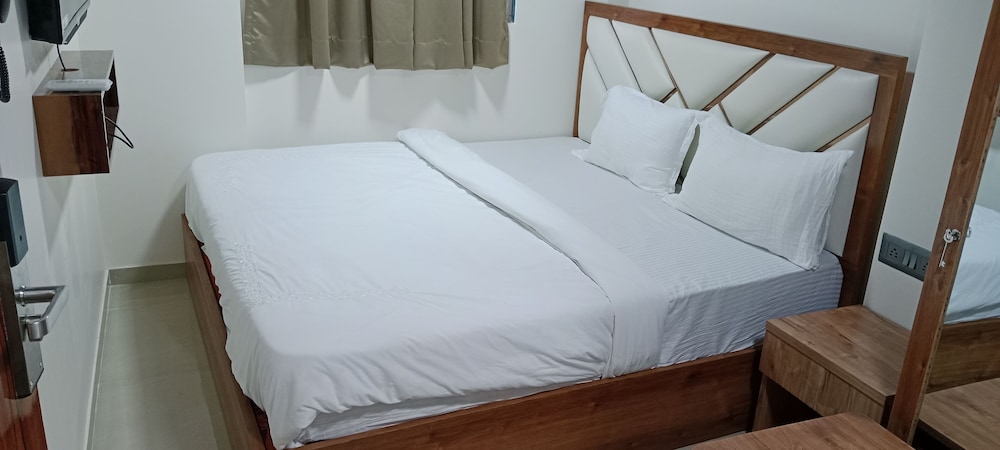 Hotel Akshay