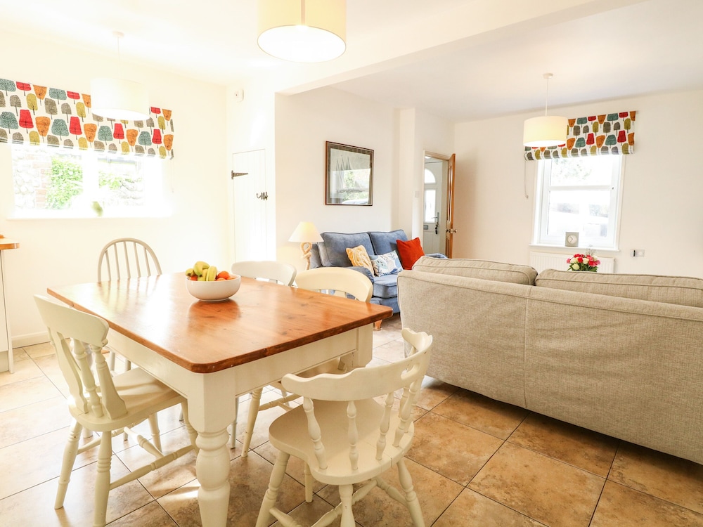 8 Melinda Cottage