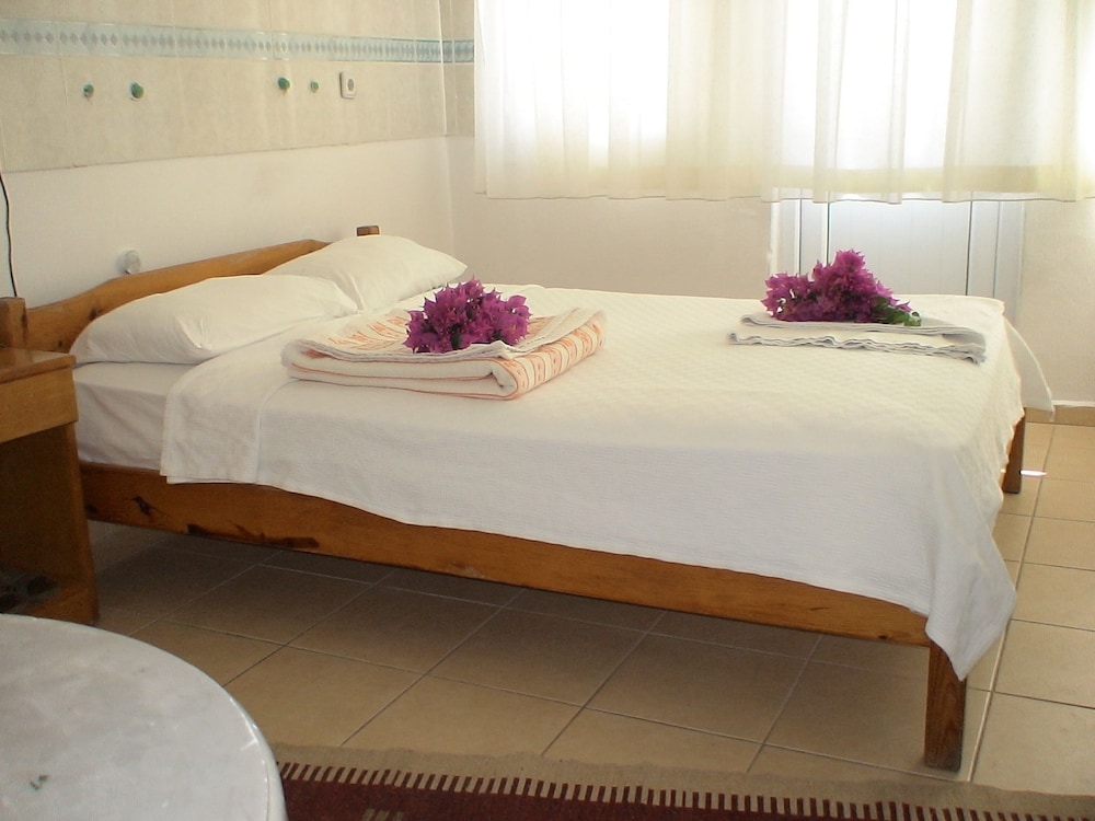 Onur Pension