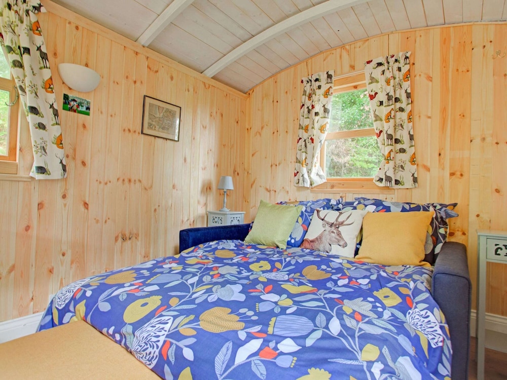 Shepherds Hut Near Exmoor National Park view 5
