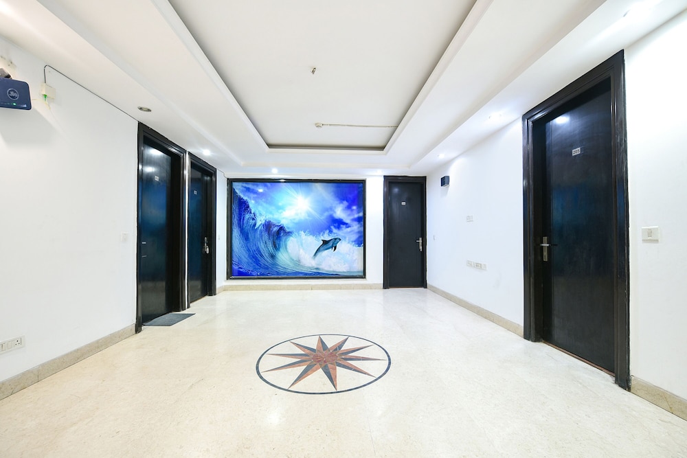 Fabhotel Cordial Home