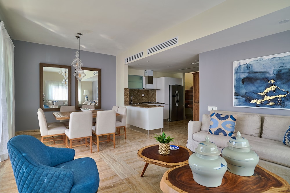 Costa Atlantica Beach Condos
