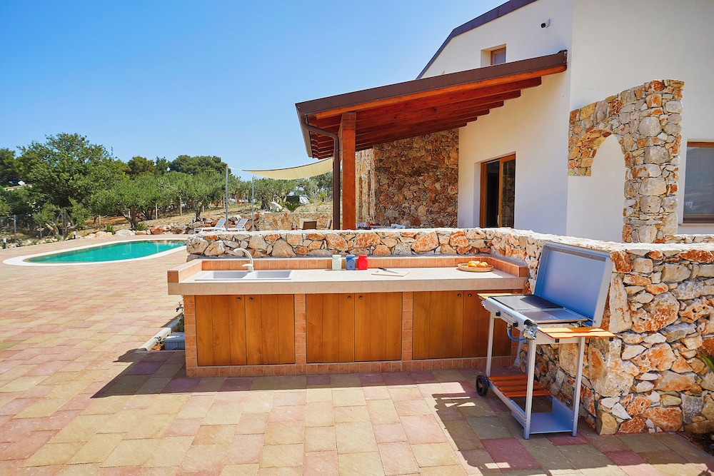 VILLA NINFA