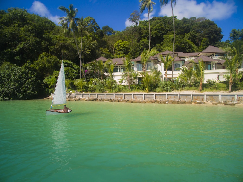 Stunning Oceanview Villa Taipan