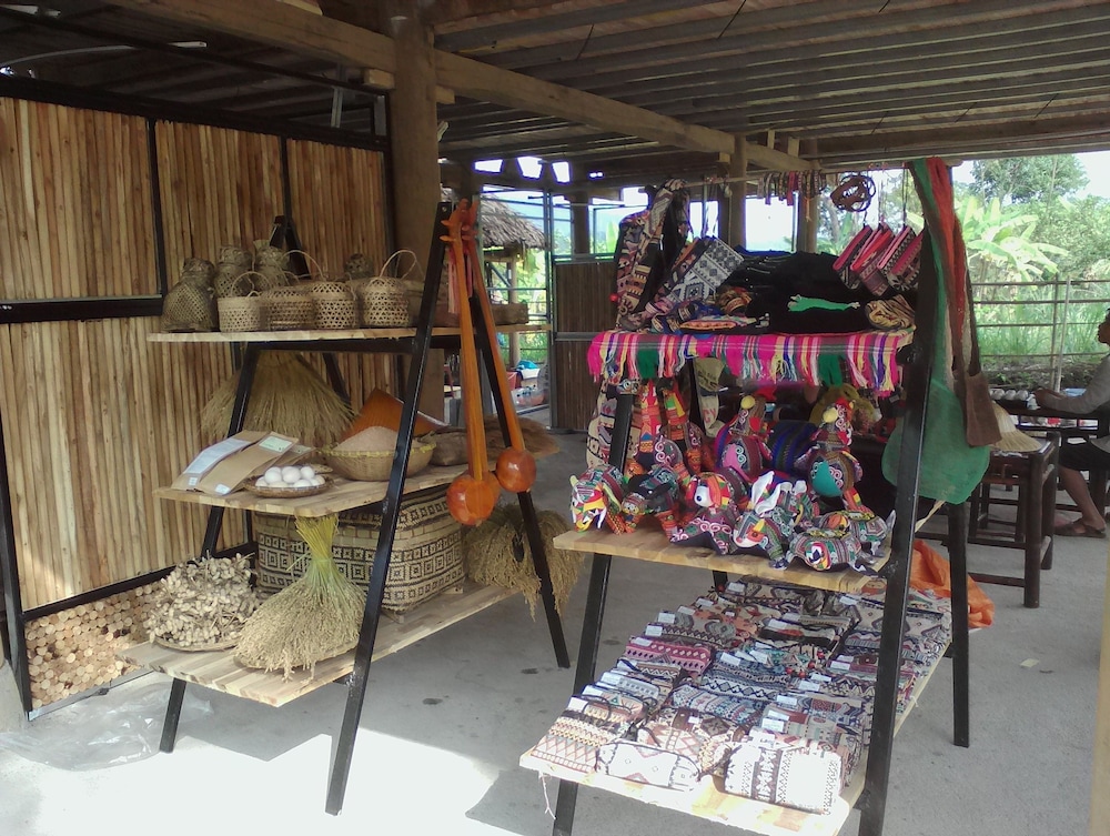 Dong Que Homestay-Tours-Motorbike, Car rental, Hiking