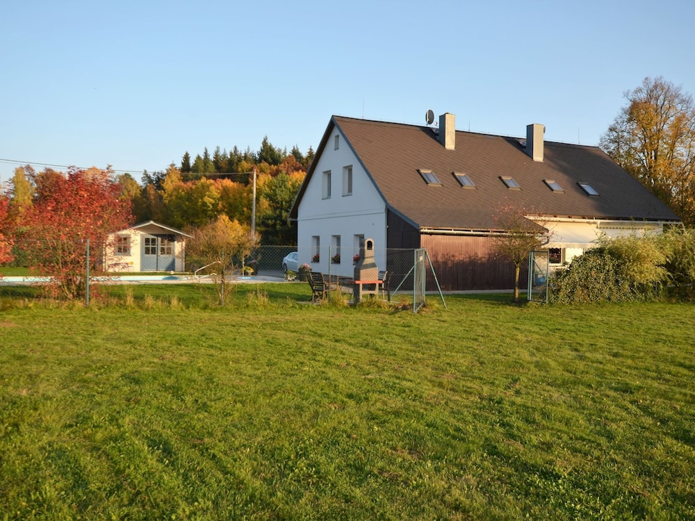 Photo 11