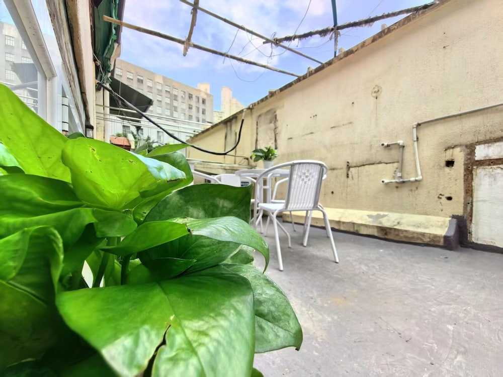 Shanghai Hills & Aromahome Terrace Loft