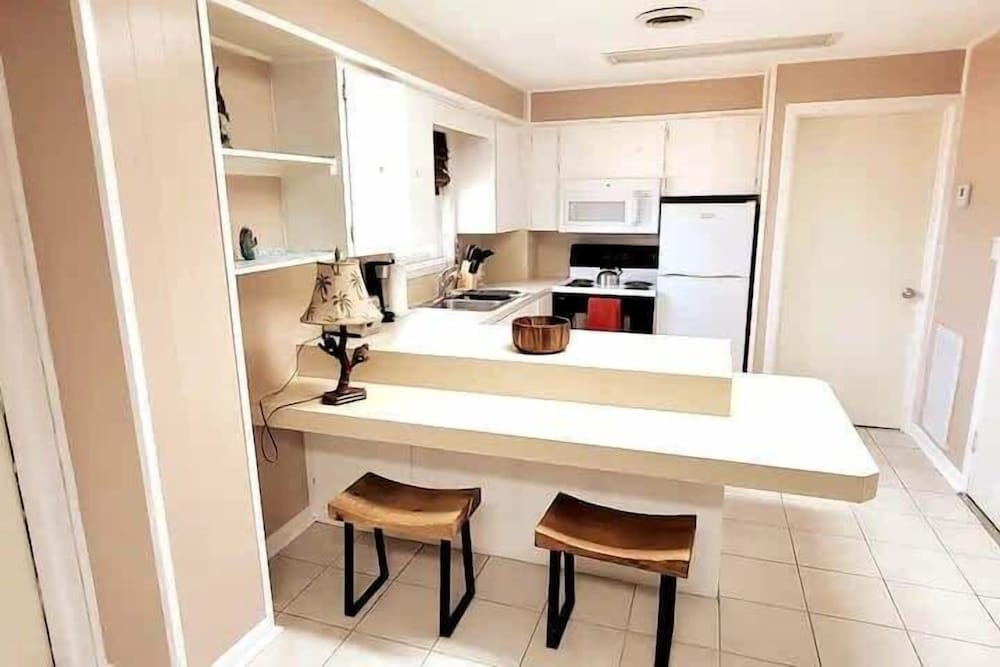 Madre Azul Bay House 3 Bedroom Home