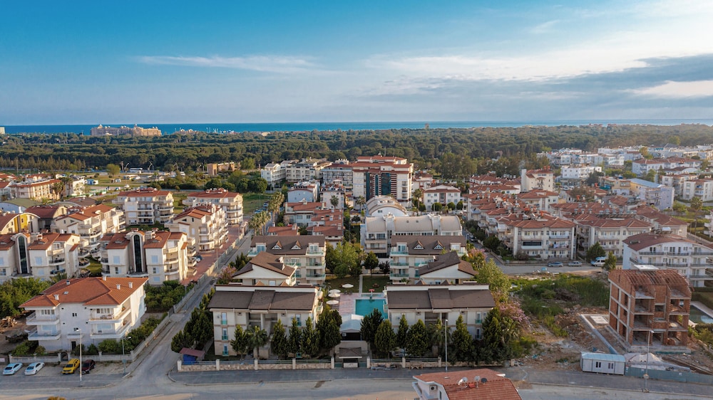 Hotel Belek deluxe suit - Image 1
