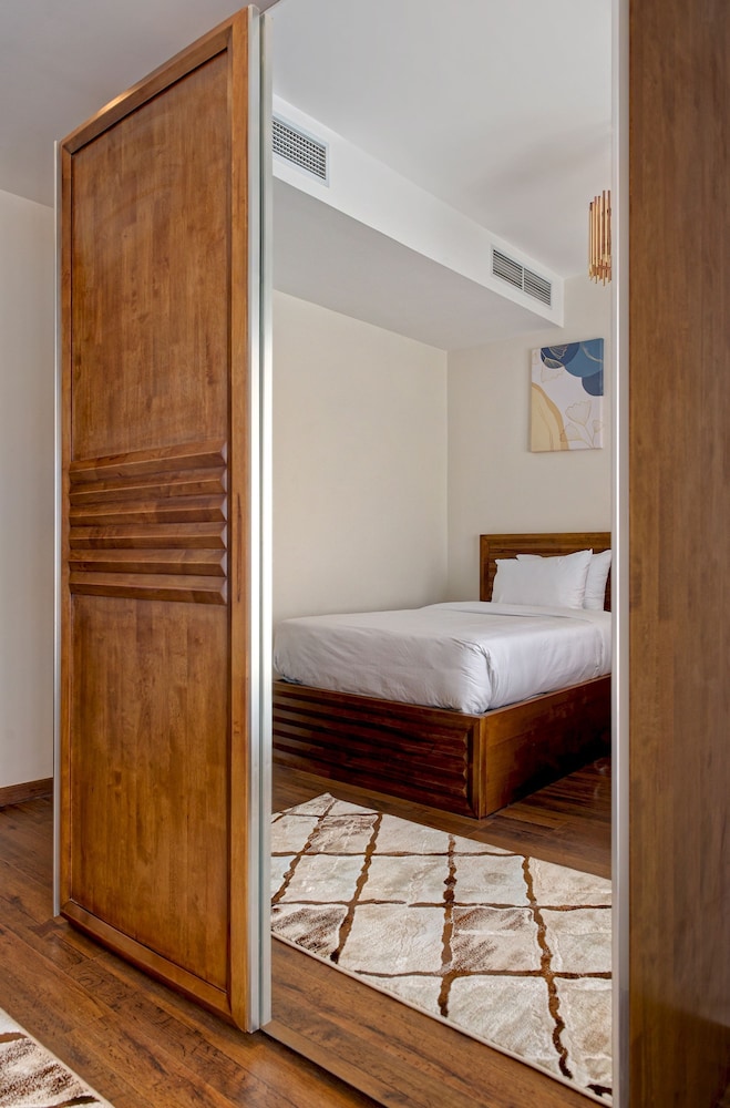 Vesta - Luxury Apt - 2BR - CFC Xxxv