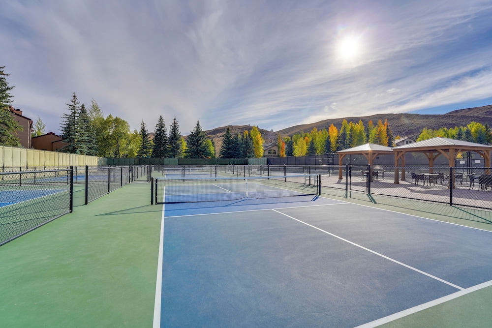 Expansive Sun Valley Home Close to Slopes!