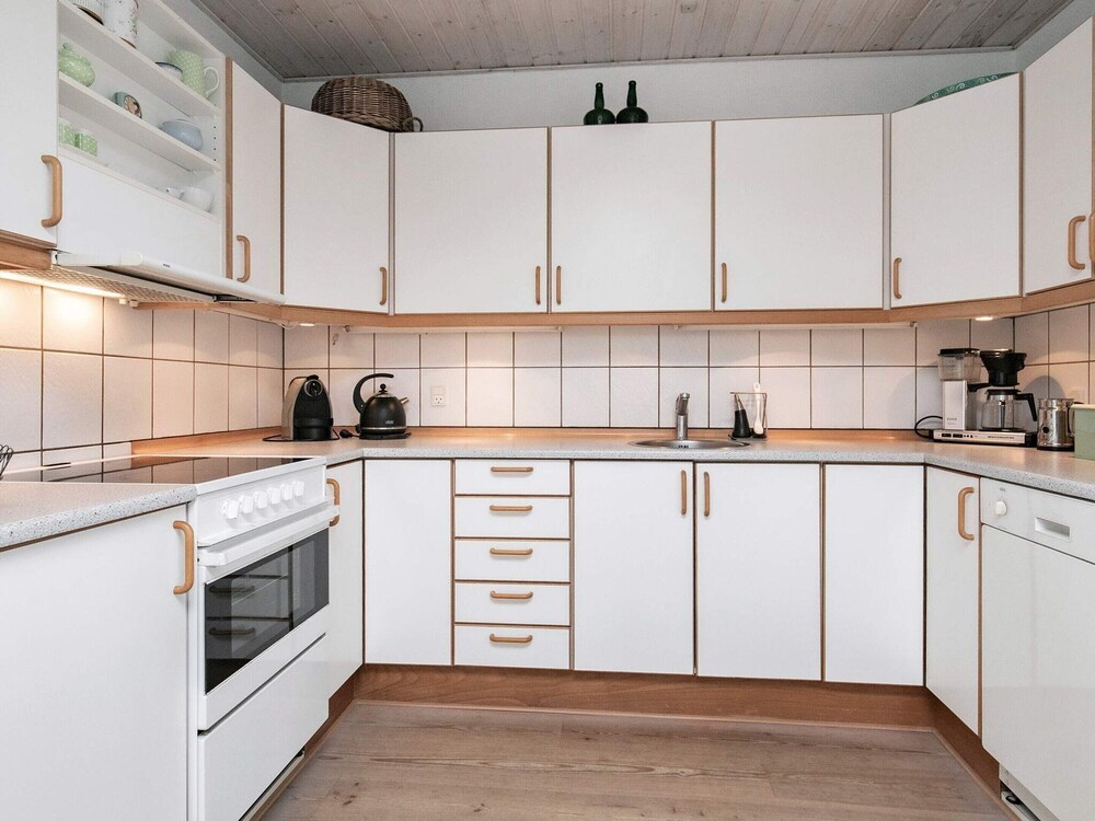 6 Person Holiday Home in Hjorring view 5