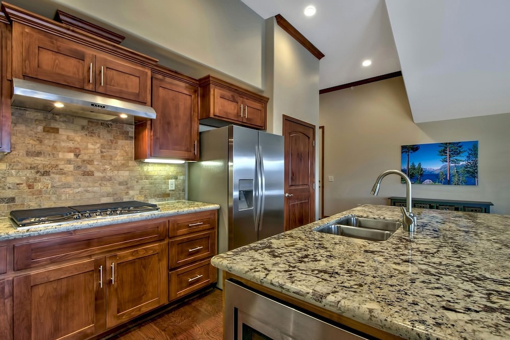 Conifer Chalet 3 Bedroom Condo